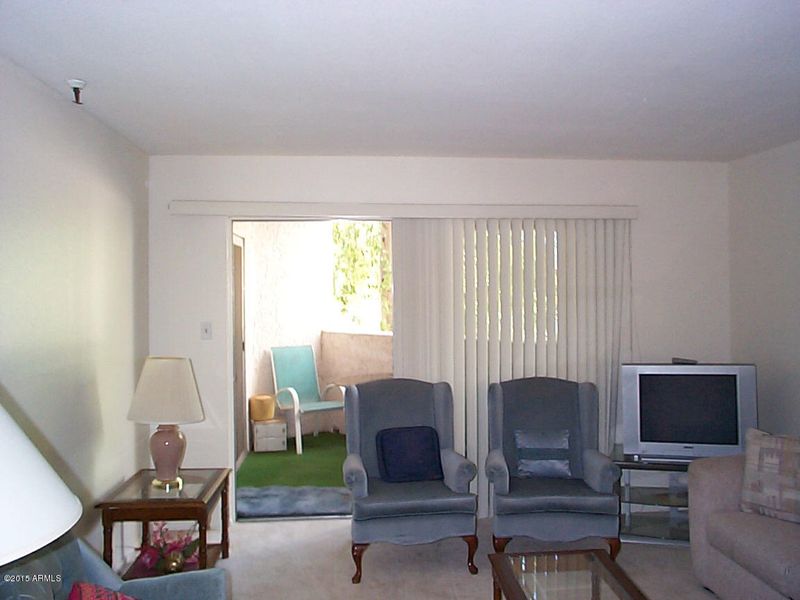 7474 E Earll Dr #215, Scottsdale, AZ 85251