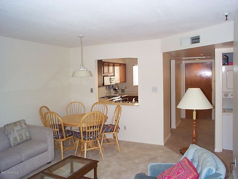 7474 E Earll Dr #215, Scottsdale, AZ 85251