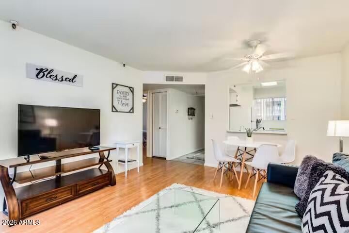 7474 Earll Dr #205, Scottsdale, AZ 85251