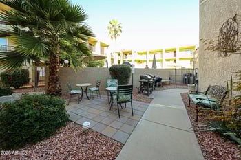 7474 Earll Dr #316, Scottsdale, AZ 85251