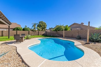7477 Firebird Dr, Glendale, AZ 85308
