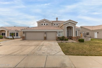 748 Swan Dr, Gilbert, AZ 85234