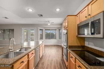 748 Swan Dr, Gilbert, AZ 85234