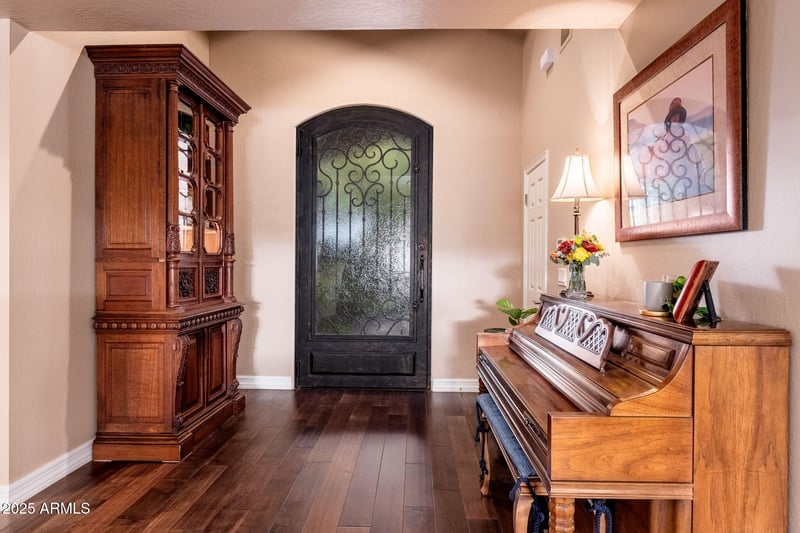 7486 Mercer Ln, Scottsdale, AZ 85260