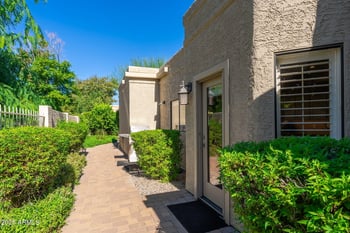 7486 Mercer Ln, Scottsdale, AZ 85260