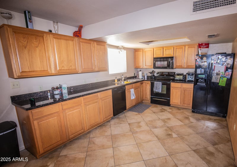 749 Beverly Ln, Mesa, AZ 85201