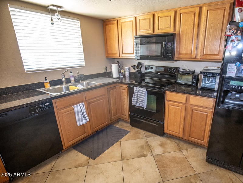 749 Beverly Ln, Mesa, AZ 85201