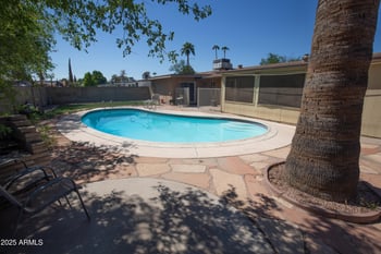 749 Beverly Ln, Mesa, AZ 85201