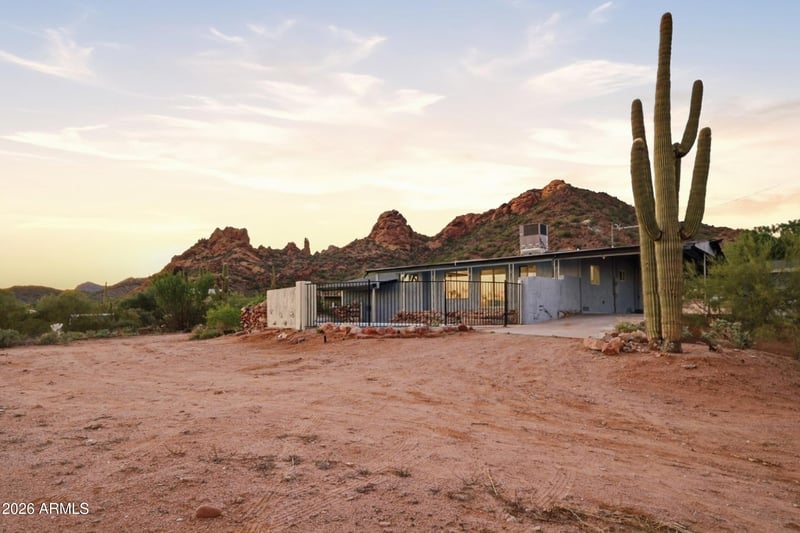 749 E Mcdowell Blvd, Apache Junction, AZ 85119