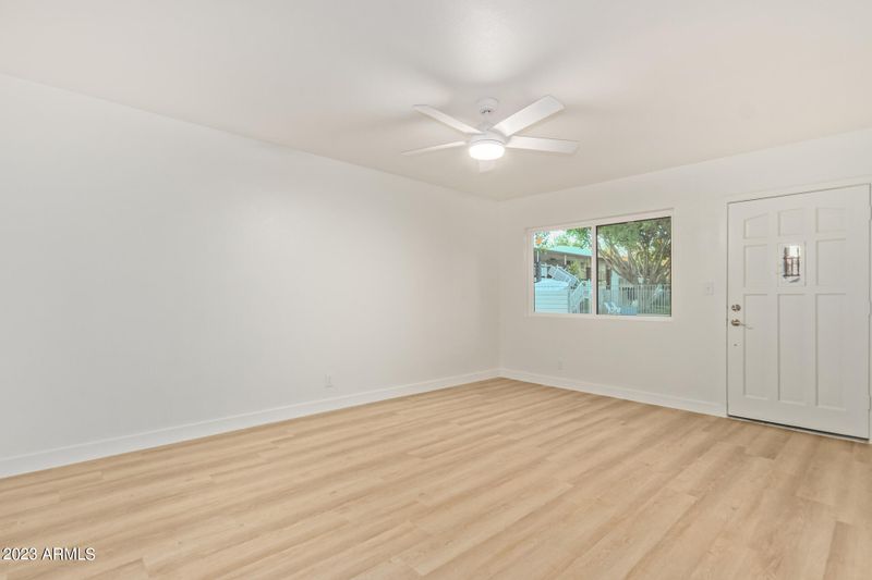 749 E Montebello Ave #126, Phoenix, AZ 85014
