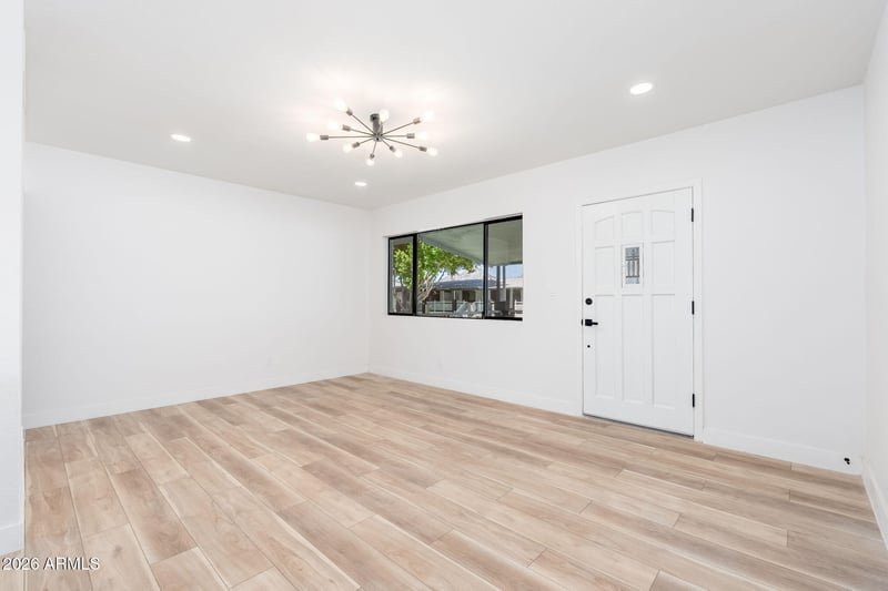 749 E Montebello Ave #223, Phoenix, AZ 85014