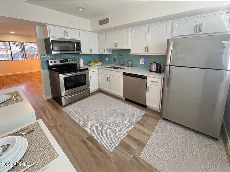 749 Montebello Ave #130, Phoenix, AZ 85014
