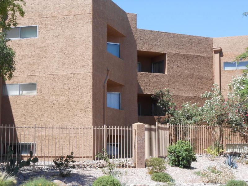 7494 E Earll Dr #312, Scottsdale, AZ 85251