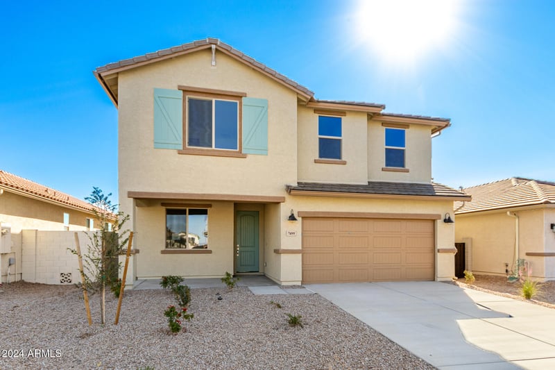 7499 Sweet Honey Ln, San Tan Valley, AZ 85143