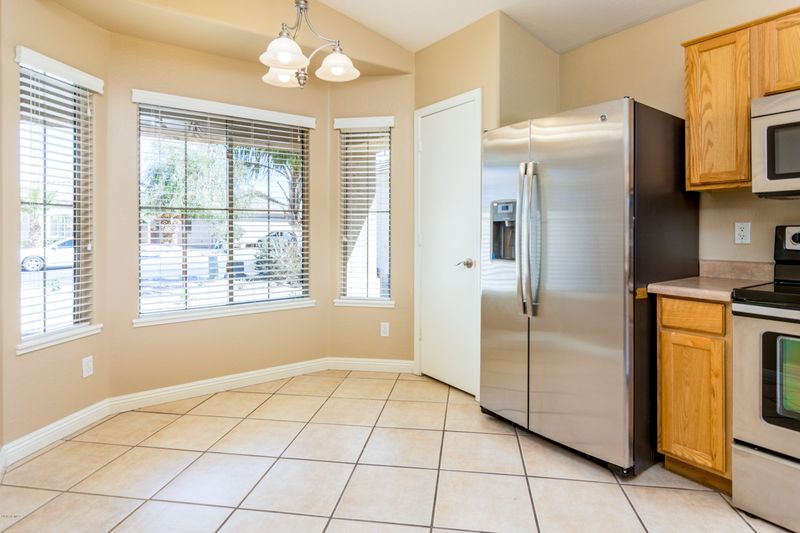75 E Zinnia Pl, San Tan Valley, AZ 85143