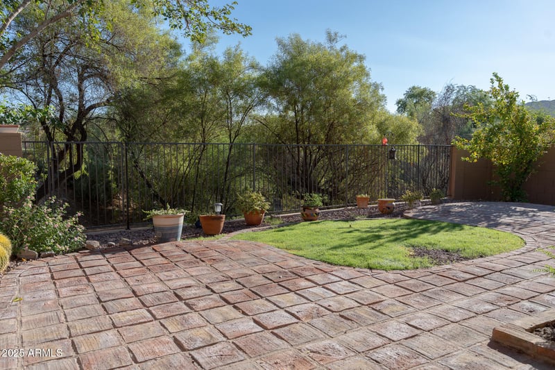 750 Becker Ln, Phoenix, AZ 85020