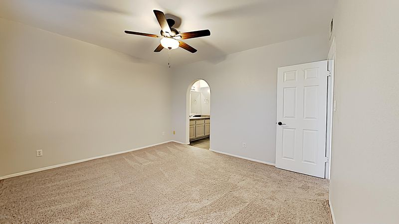 750 E Northern Ave #2046, Phoenix, AZ 85020