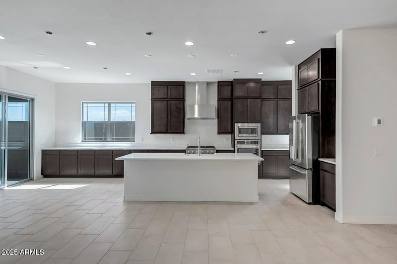 750 Seagull Dr, Queen Creek, AZ 85140