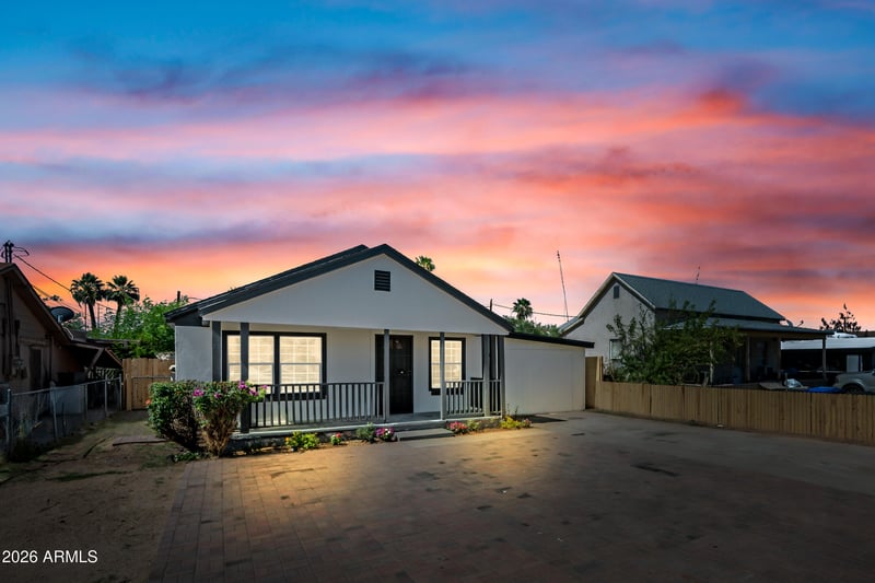 750 1st Pl, Mesa, AZ 85201