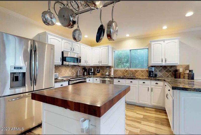 7500 E Deer Valley Rd #152, Scottsdale, AZ 85255