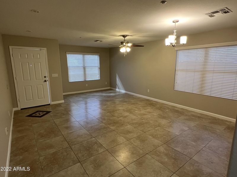 7500 E Deer Valley Rd #18, Scottsdale, AZ 85255
