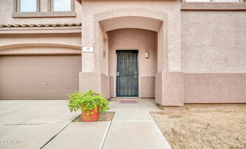 7500 Deer Valley Rd #19, Scottsdale, AZ 85255