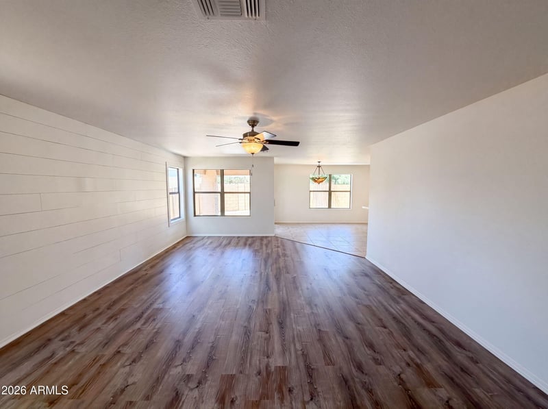 7500 E Deer Valley Rd #8, Scottsdale, AZ 85255