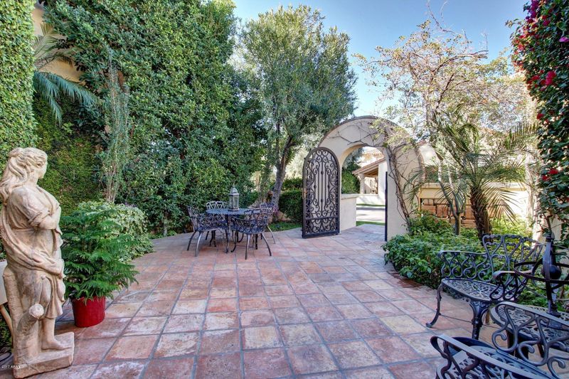 7500 E Mccormick Pw #8, Scottsdale, AZ 85258