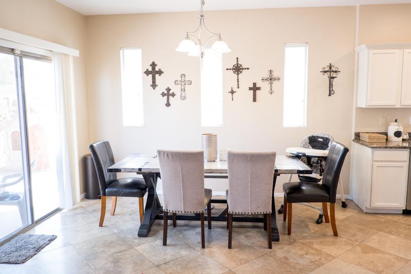 7501 S 14th St, Phoenix, AZ 85042