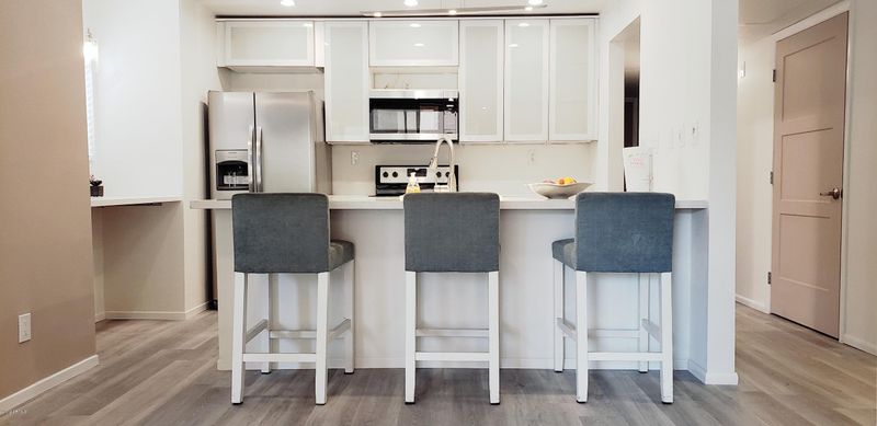 7502 E Thomas Rd #107, Scottsdale, AZ 85251