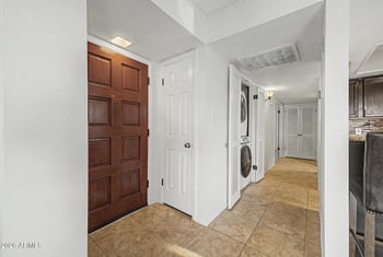 7502 E Thomas Rd #301, Scottsdale, AZ 85251