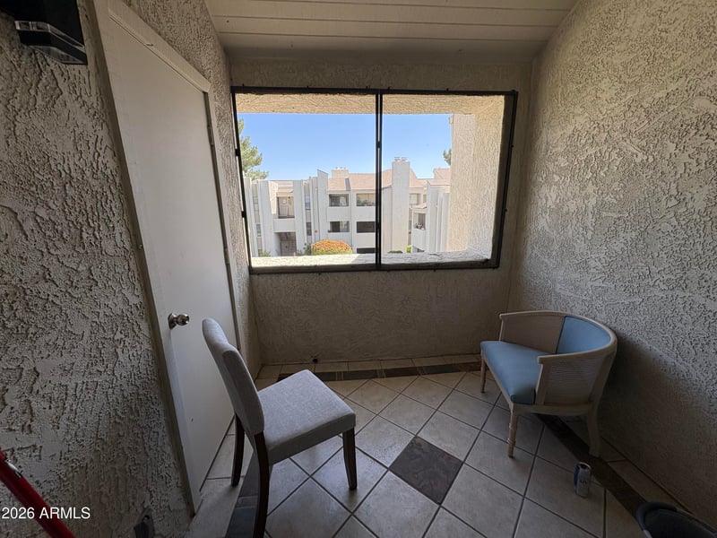 7502 Thomas Rd #309, Scottsdale, AZ 85251