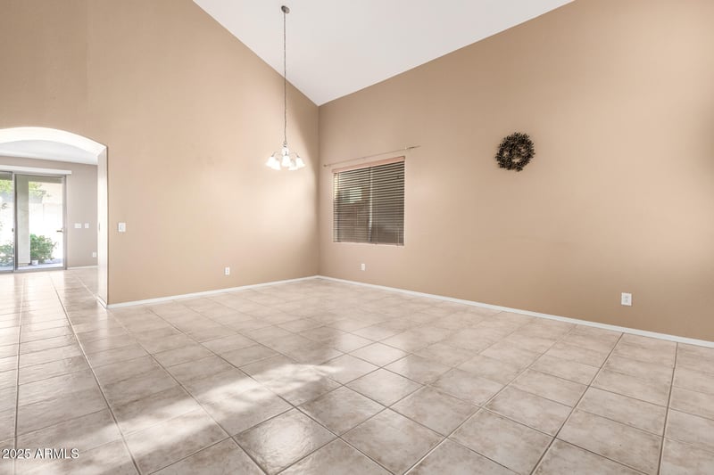7503 45th Dr, Laveen, AZ 85339