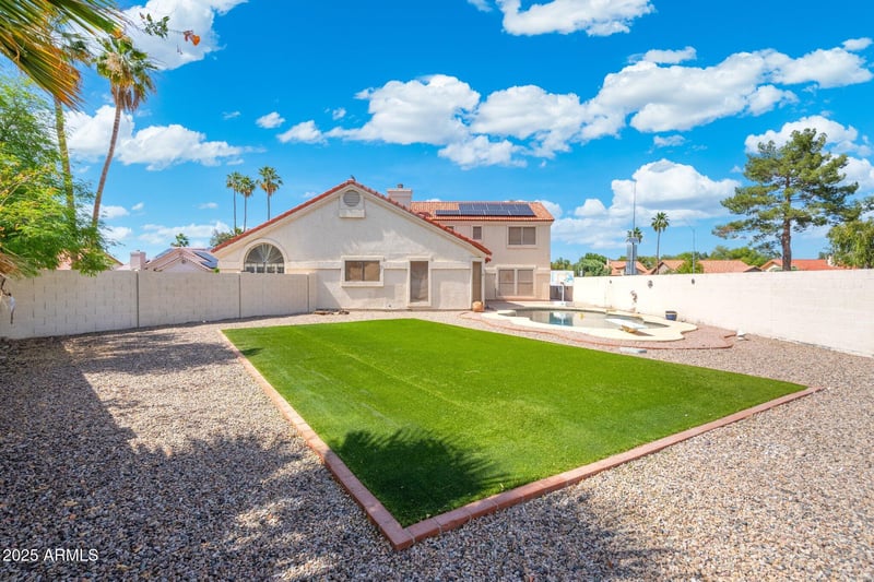 7503 Julie Dr, Glendale, AZ 85308