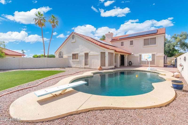 7503 Julie Dr, Glendale, AZ 85308