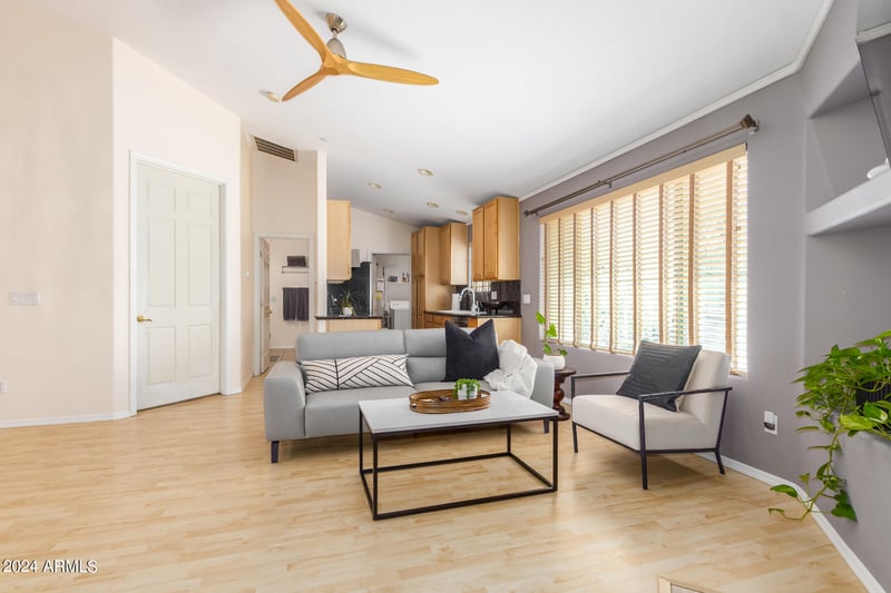 7508 Earll Dr #16, Scottsdale, AZ 85251