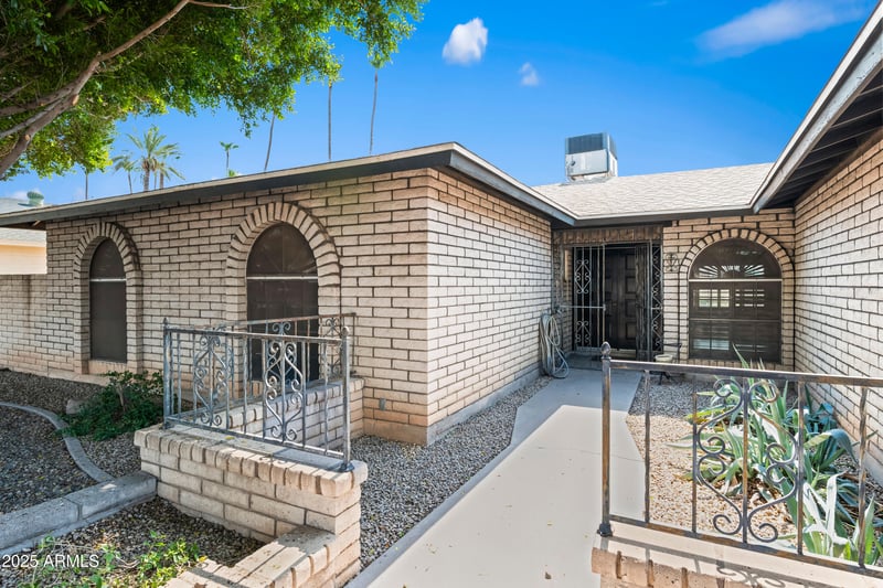 7509 46th Dr, Glendale, AZ 85301