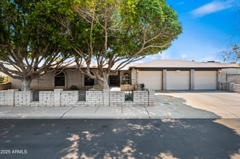 7509 46th Dr, Glendale, AZ 85301