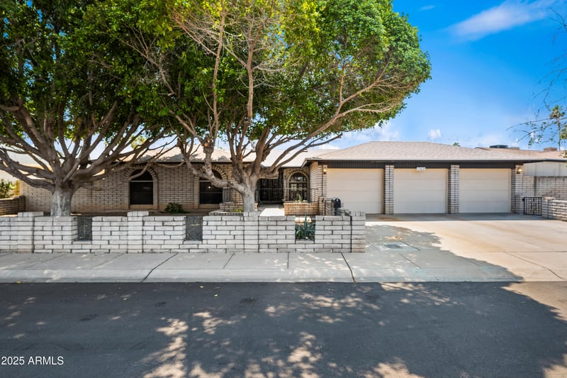 7509 46th Dr, Glendale, AZ 85301