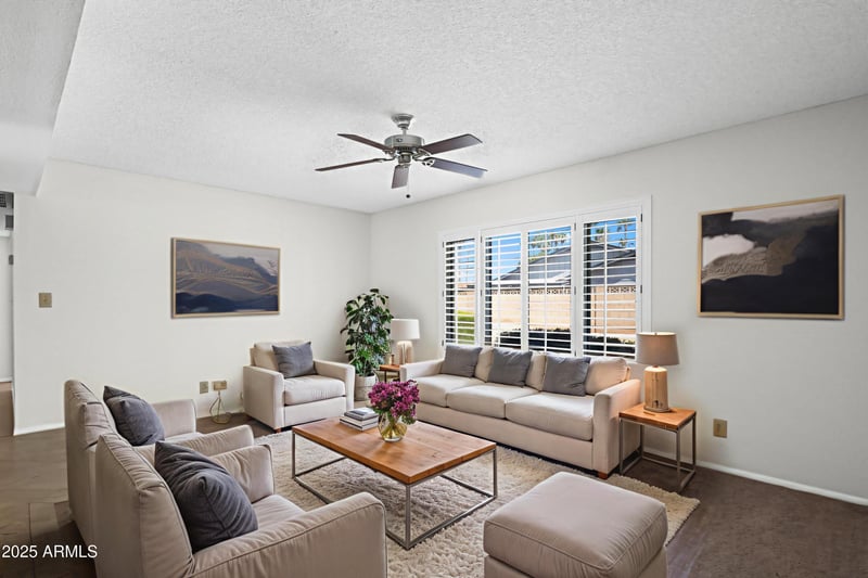 7509 46th Dr, Glendale, AZ 85301