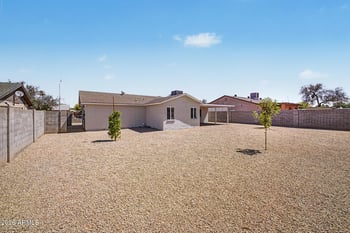 7509 Devonshire Ave, Phoenix, AZ 85033