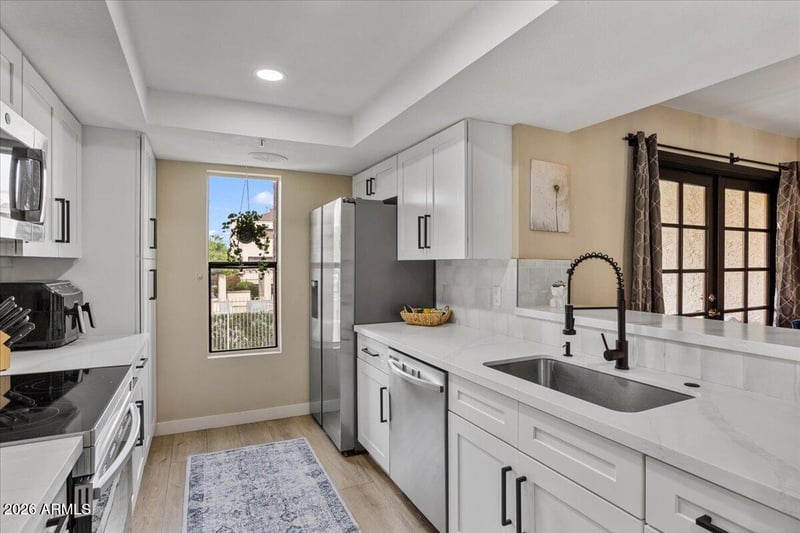 7510 Thomas Rd #216, Scottsdale, AZ 85251