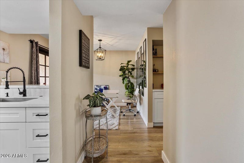 7510 Thomas Rd #216, Scottsdale, AZ 85251