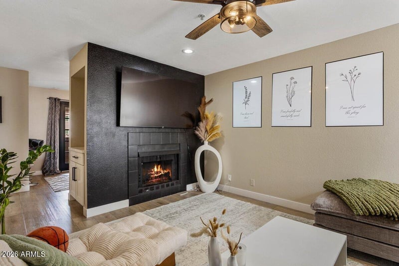 7510 Thomas Rd #216, Scottsdale, AZ 85251