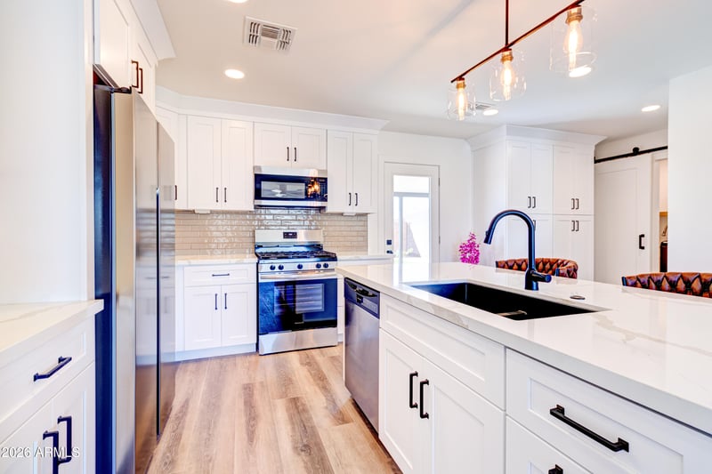 7513 E Roosevelt St, Scottsdale, AZ 85257