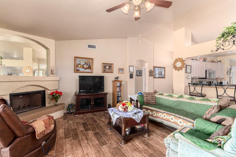 7514 E Farmdale Ave, Mesa, AZ 85208
