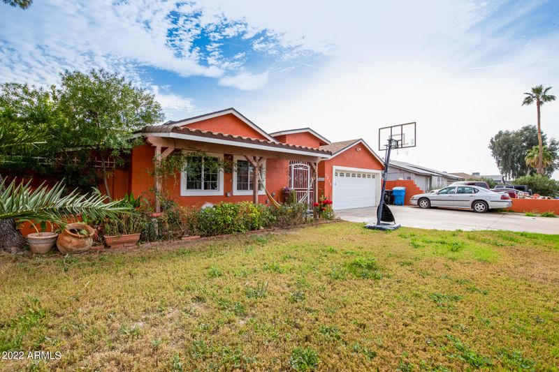 7515 W Elm St, Phoenix, AZ 85033