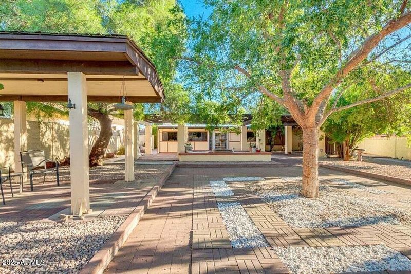 7516 E Edgewood Cir, Mesa, AZ 85208