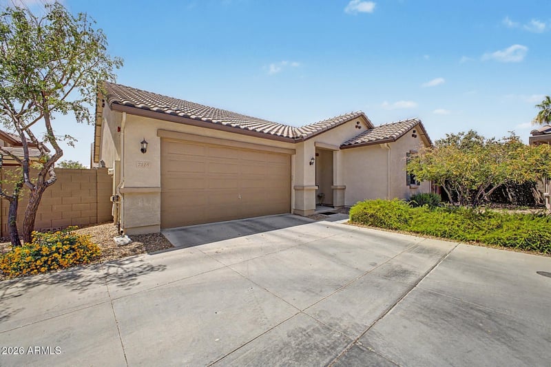 7516 E Flower Ave, Mesa, AZ 85208