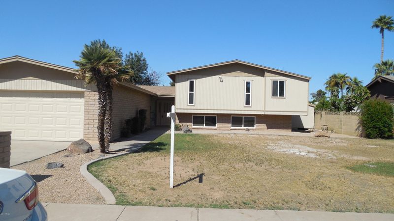 7516 N 46th Dr, Glendale, AZ 85301